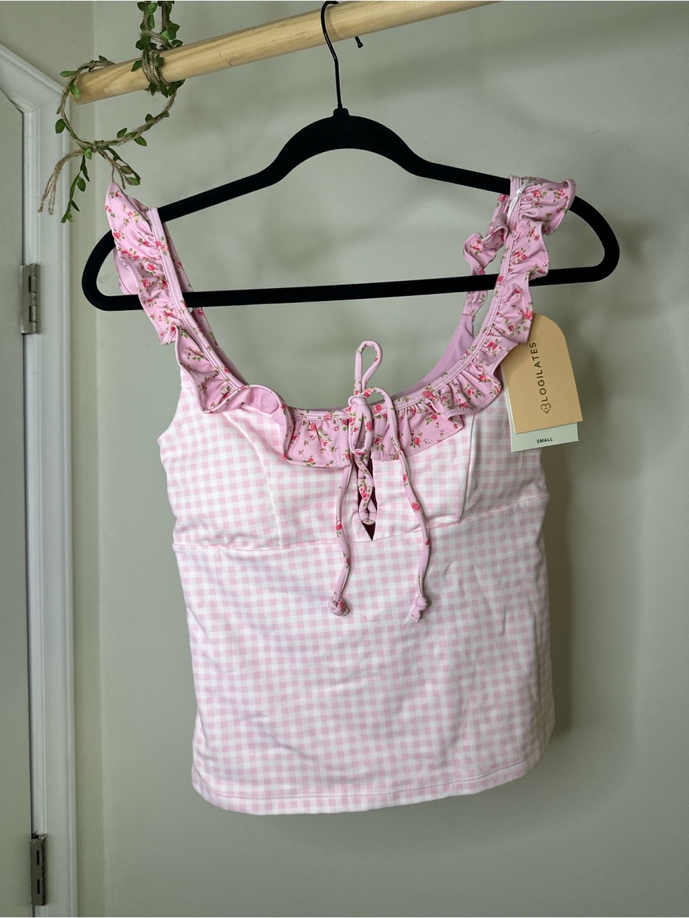 Women’s S | Blogilates Pink Gingham Ruffle Lace Up Tank Top Activewear